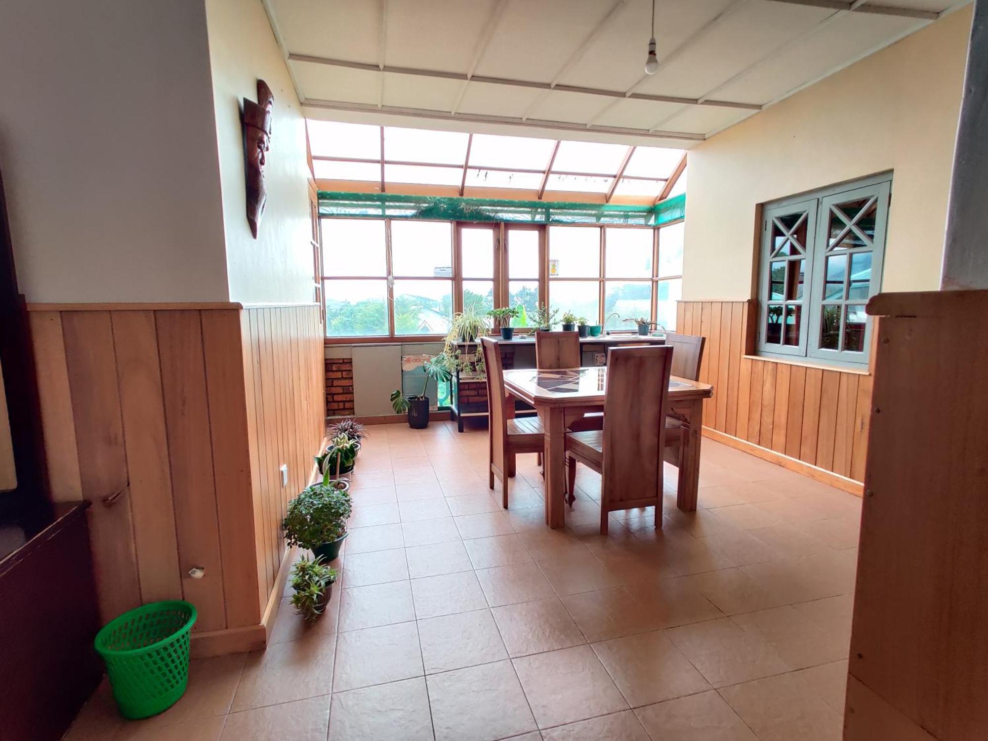 Carnation Rest Hotel Nuwara Eliya Bagian luar foto