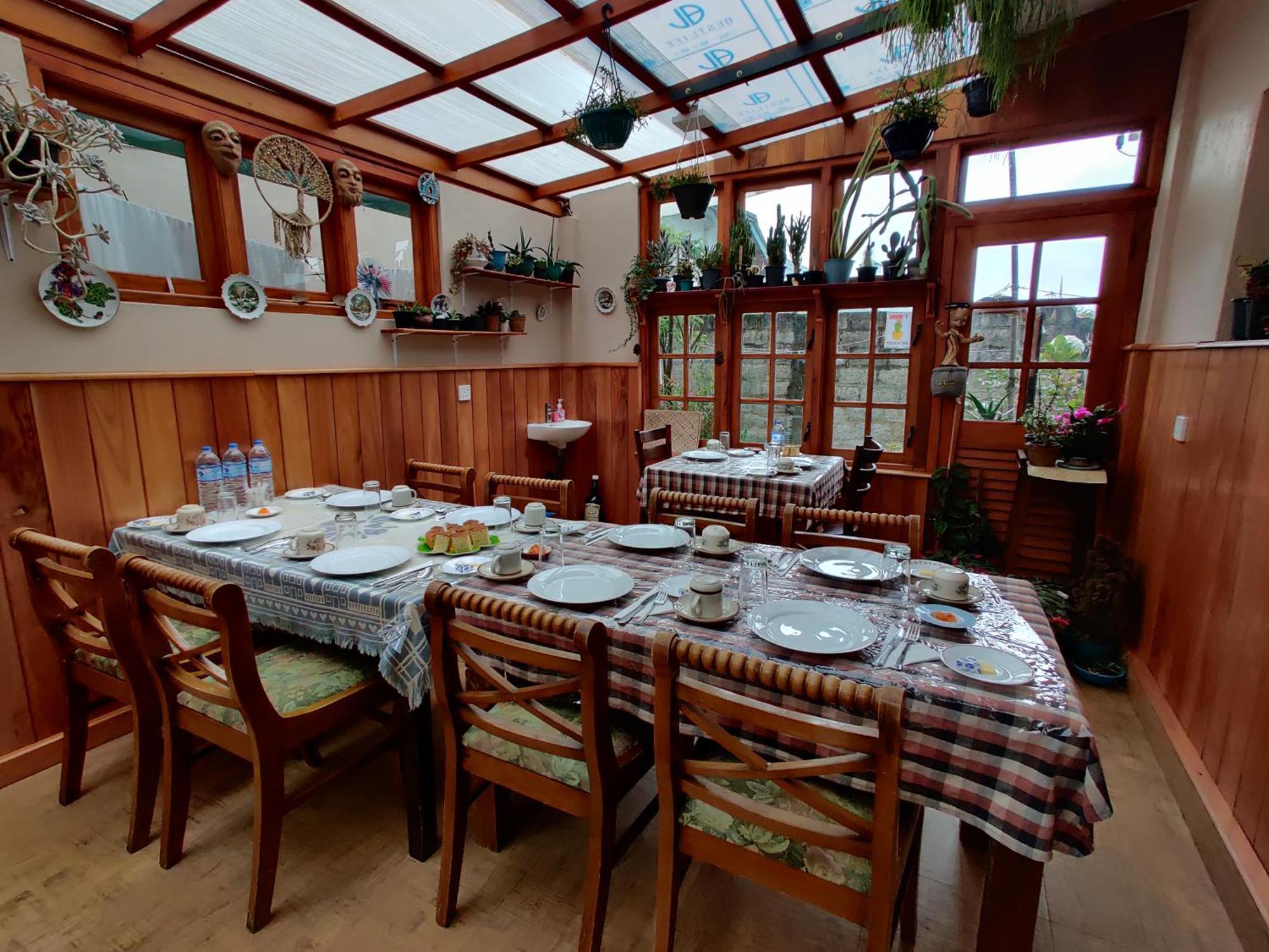 Carnation Rest Hotel Nuwara Eliya Bagian luar foto