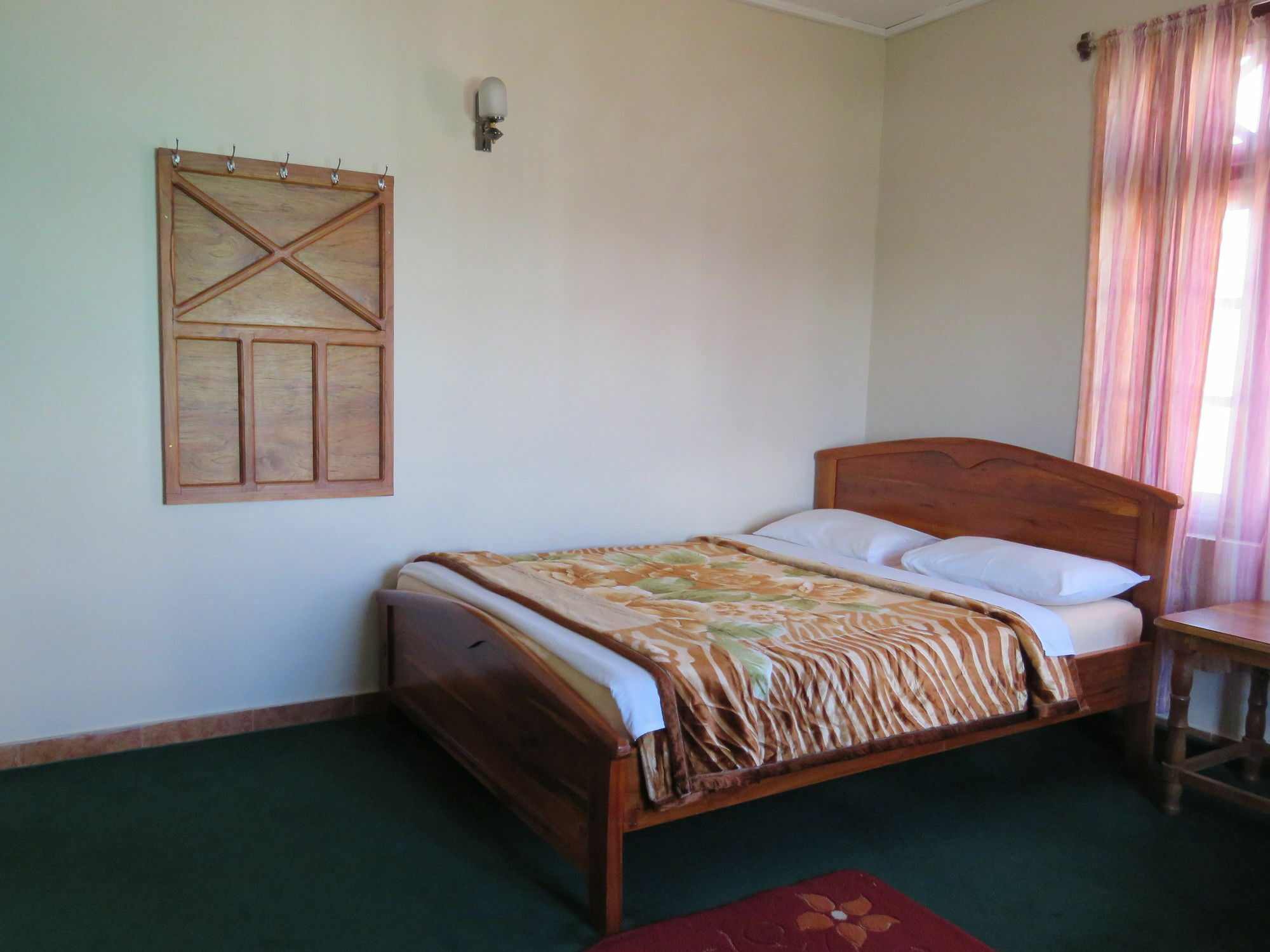 Carnation Rest Hotel Nuwara Eliya Bagian luar foto